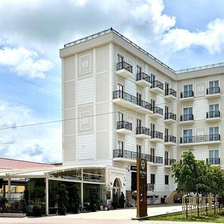 Boutique Hotel Bals Zewnętrze zdjęcie