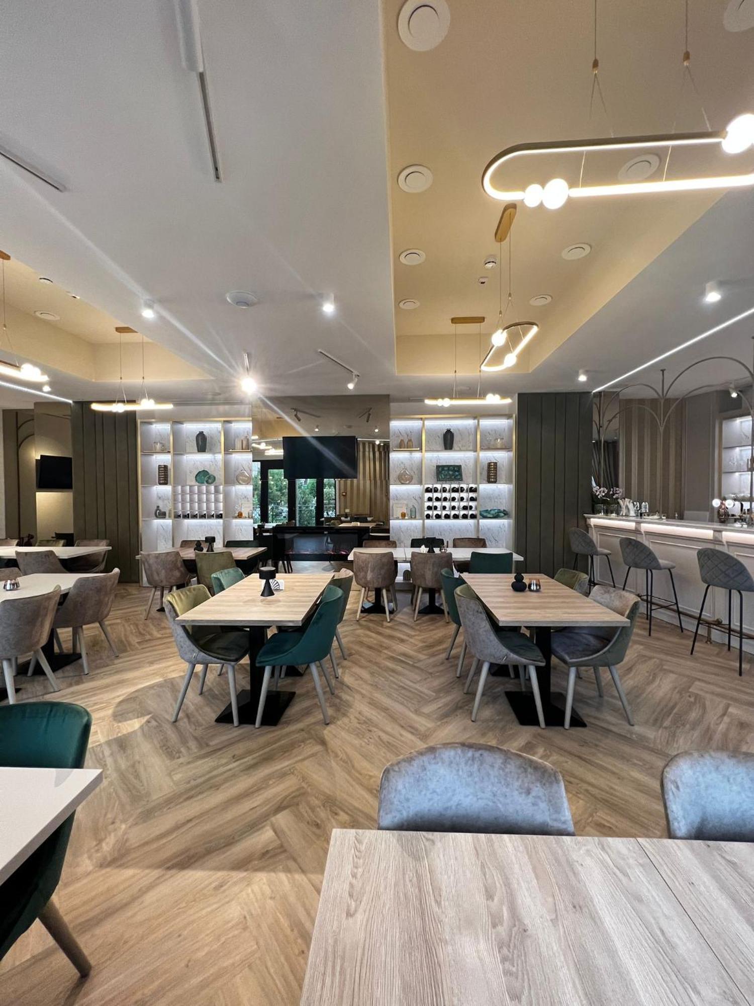 Boutique Hotel Bals Zewnętrze zdjęcie