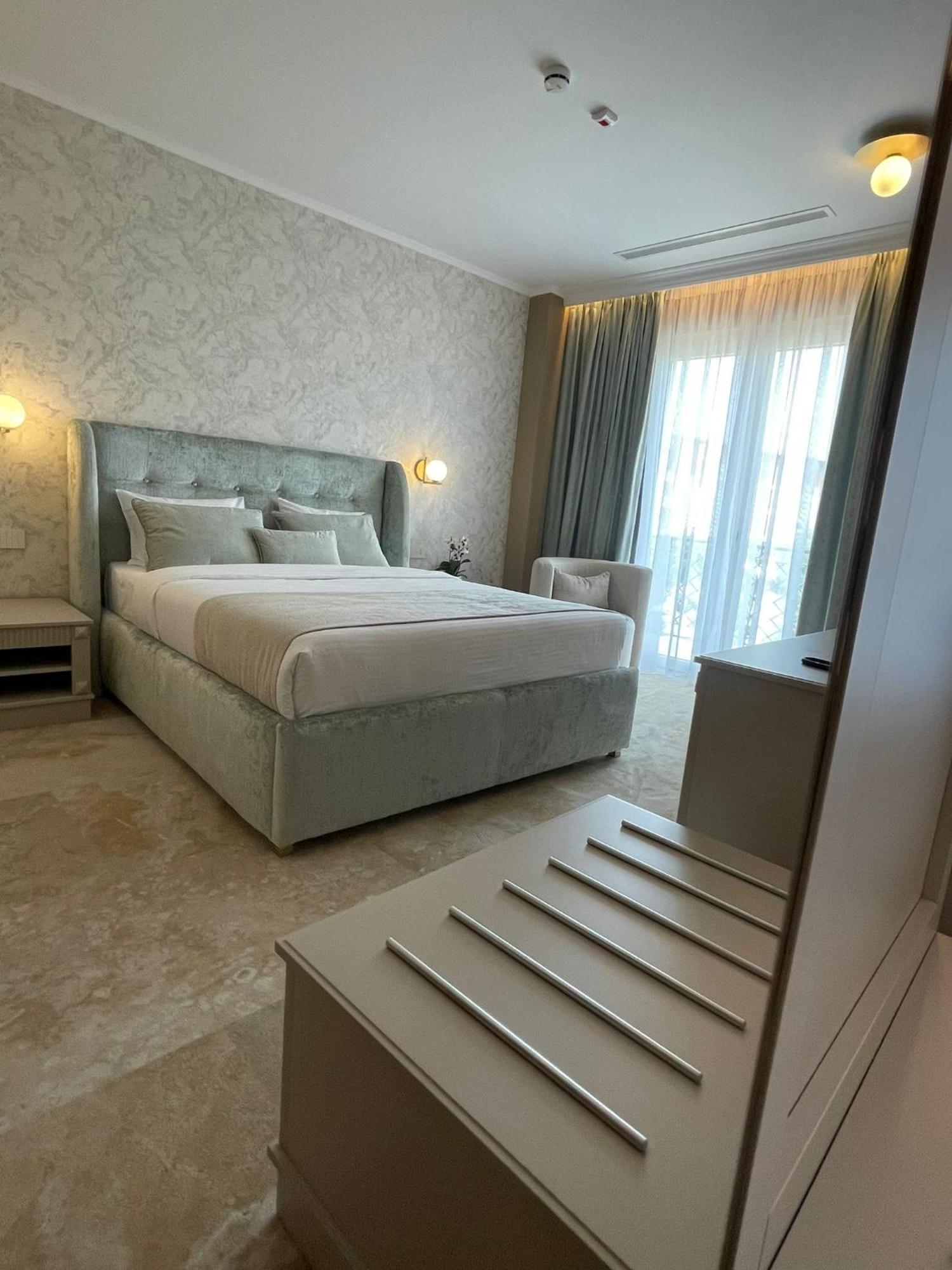Boutique Hotel Bals Zewnętrze zdjęcie