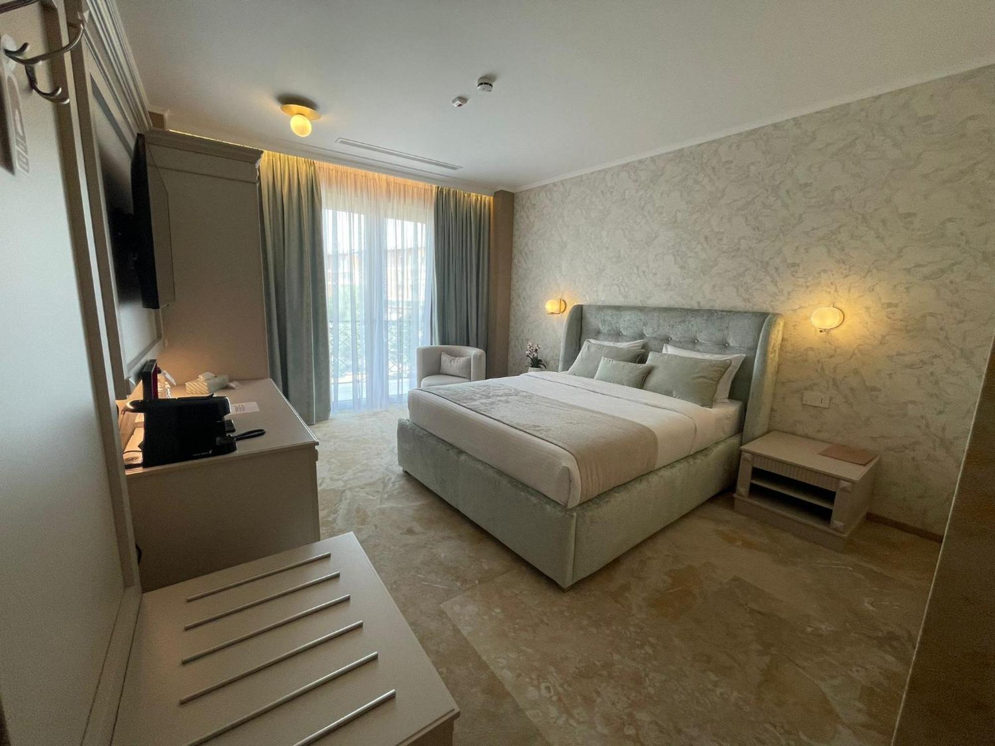 Boutique Hotel Bals Zewnętrze zdjęcie
