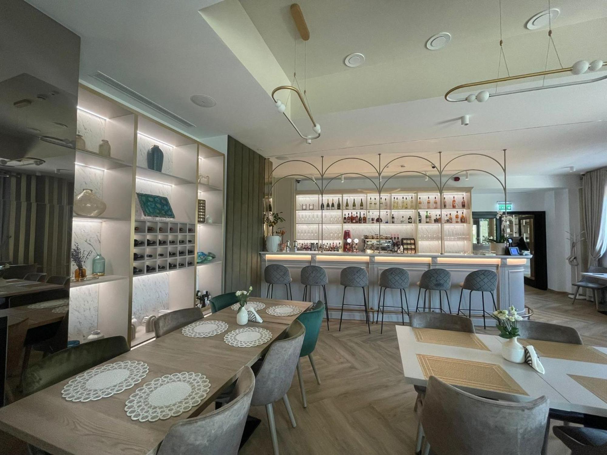 Boutique Hotel Bals Zewnętrze zdjęcie