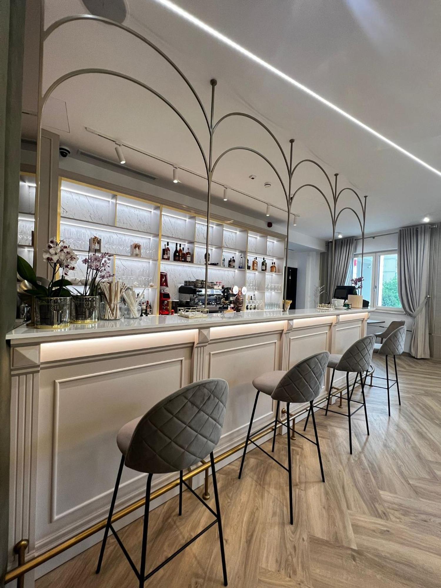 Boutique Hotel Bals Zewnętrze zdjęcie