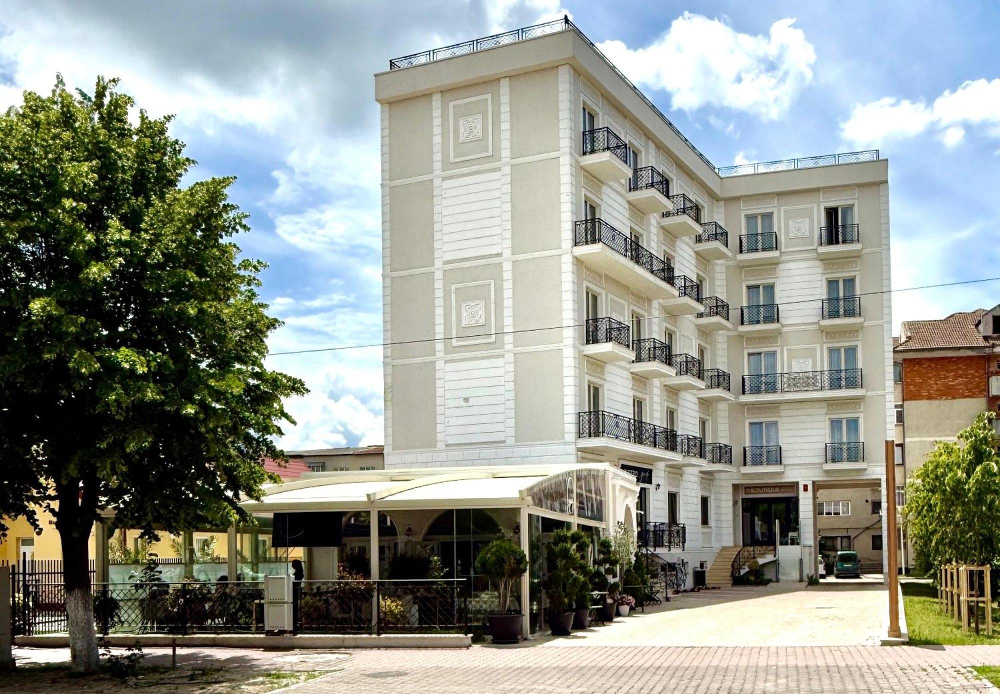 Boutique Hotel Bals Zewnętrze zdjęcie